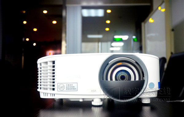 突破“线”制，投影新纪元