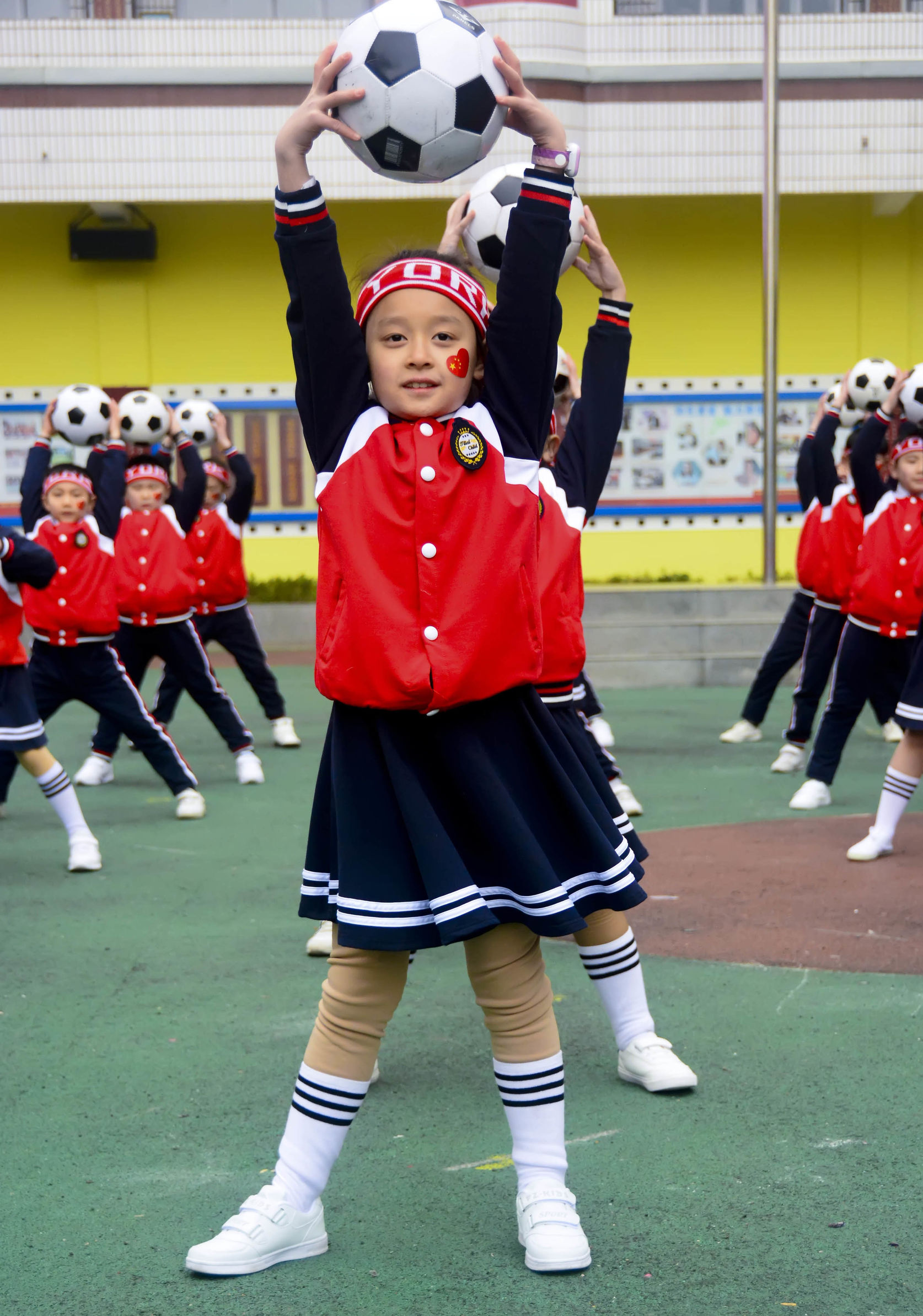 三小校运会啦啦操,巴中市巴州区三小足球操
