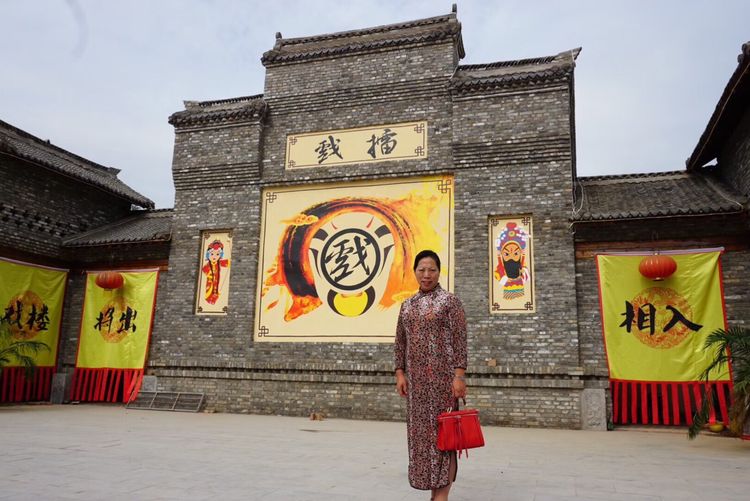 一个手机摄影师,一个摄影师日常记录生活