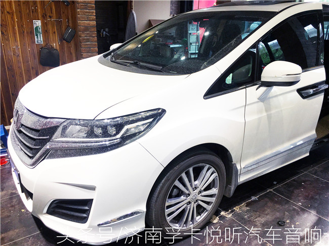 如果说你独自一人出行时感觉无聊那你应该看这篇关于艾力绅的文章