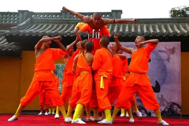 少林小子李连杰几岁,李连杰小时候在少林寺