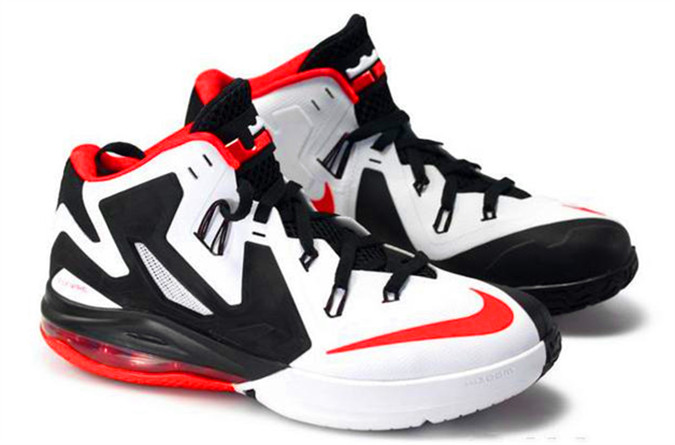 詹姆斯使节12和使节11哪个好,詹姆斯使节13好还是使节12好