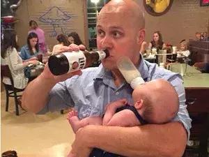 猪队友带娃教学视频,猪队友带娃危险视频