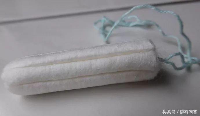 选购卫生巾有哪些注意事项,卫生巾是用网的好还是用棉的好