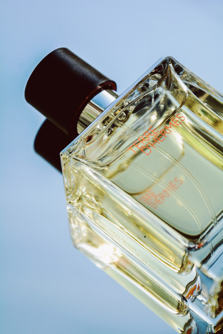 一瓶香水让我认清了一个人,一瓶香水让你走上人生巅峰