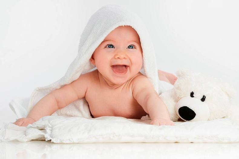 宝宝秋冬脸起皮有何妙招,冬季宝宝苹果脸用什么