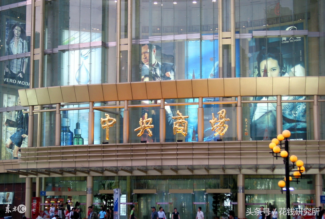 lv围巾女款爆款多少钱,lv围巾2000元左右