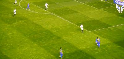 C罗比梅西到底差在哪？不吹也不黑我们用脚说话