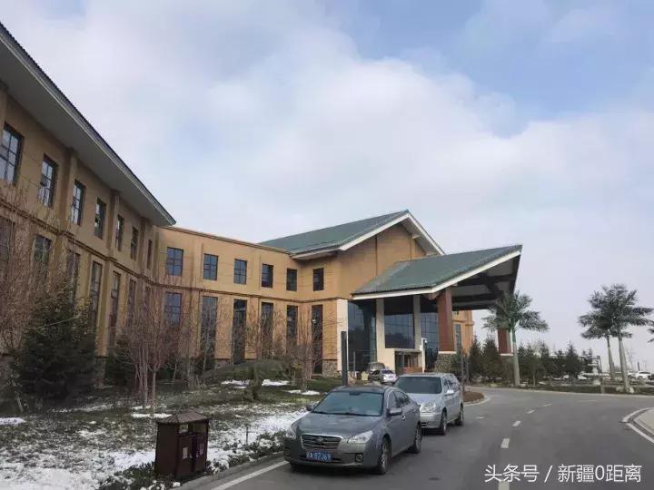 阜康五江温泉城度假城,新疆温泉县旅游攻略一日游