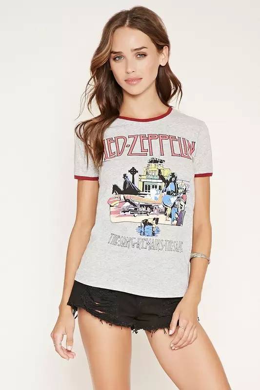 纯白的t恤搭配拉风的tee,纯白的t恤搭配拉风的tee叫什么