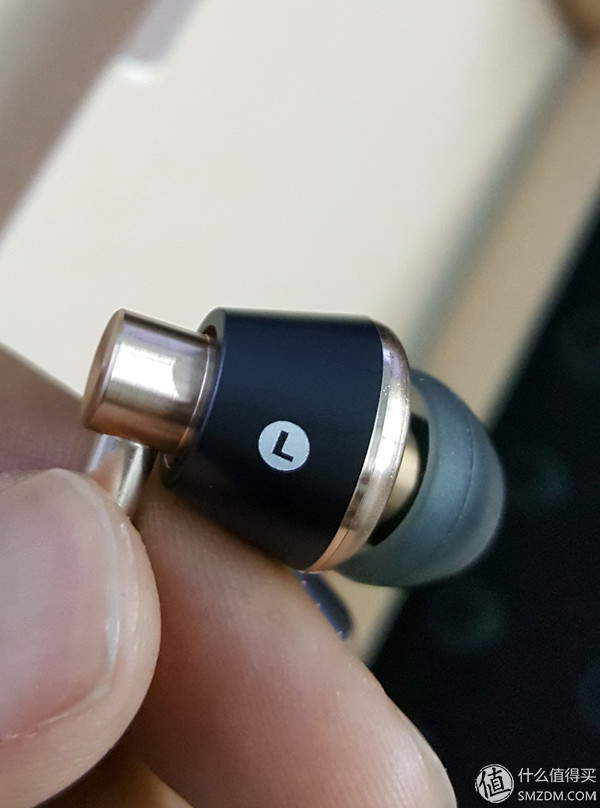 万魔1more三单元圈铁耳机,1more万魔三单元圈铁蓝牙耳机拆机