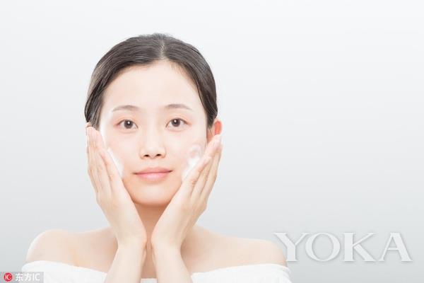 林允素颜机场照,林允素颜护肤品