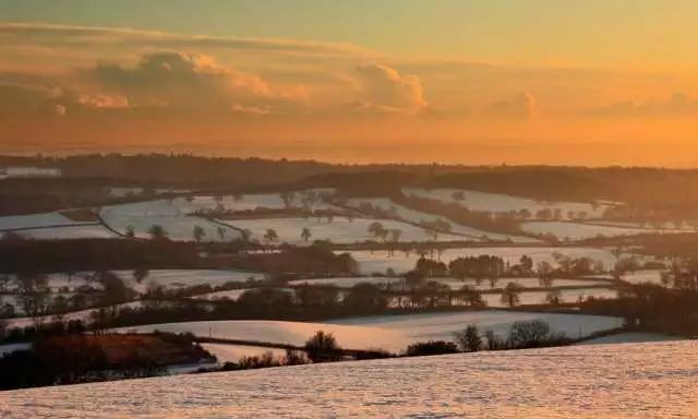 在英国，只是买买买怎么能够！