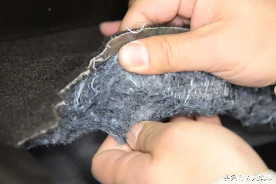 别克昂科威内饰详解视频,别克昂科威2017款拆解