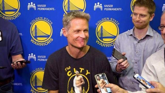 勇士新秀库里搞笑片段,库里勇士队镜头搞笑