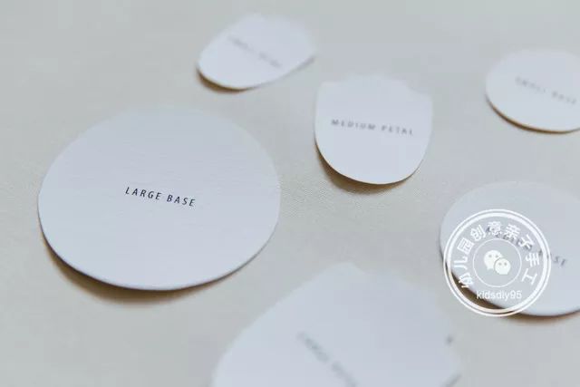 怎么用卡纸做牡丹花和郁金香,牡丹花手工制作卡纸小学