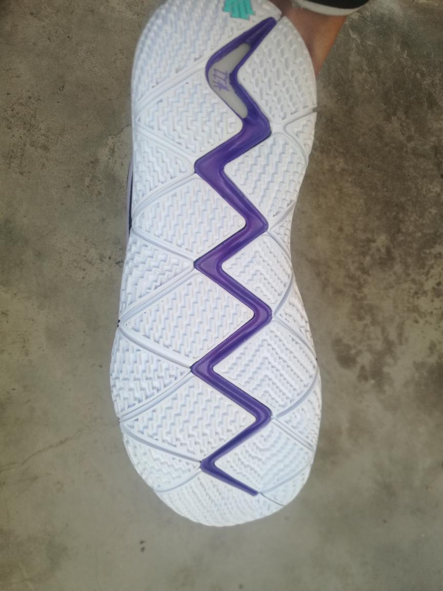 耐克欧文4代简版,耐克欧文4low测评视频