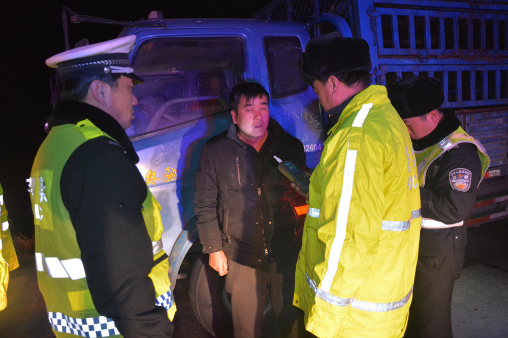 通榆县公安局交通警察大队电话,通榆县公安局交巡警大队