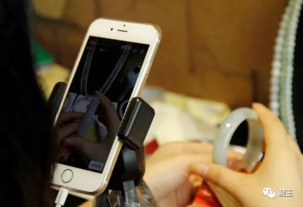 为什么直播玉石这么便宜,玉石行业的黑幕大揭秘