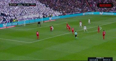 震惊足坛的手球,足球场上的手球