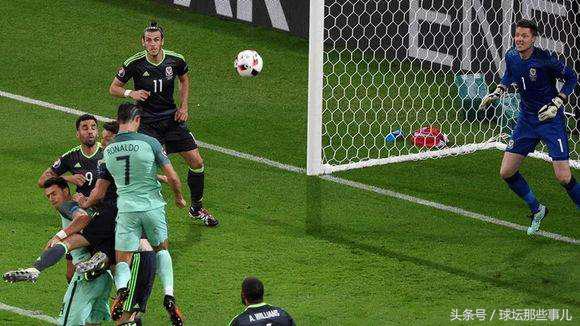 c罗弹跳头球,c罗弹跳滞空头球经典照片