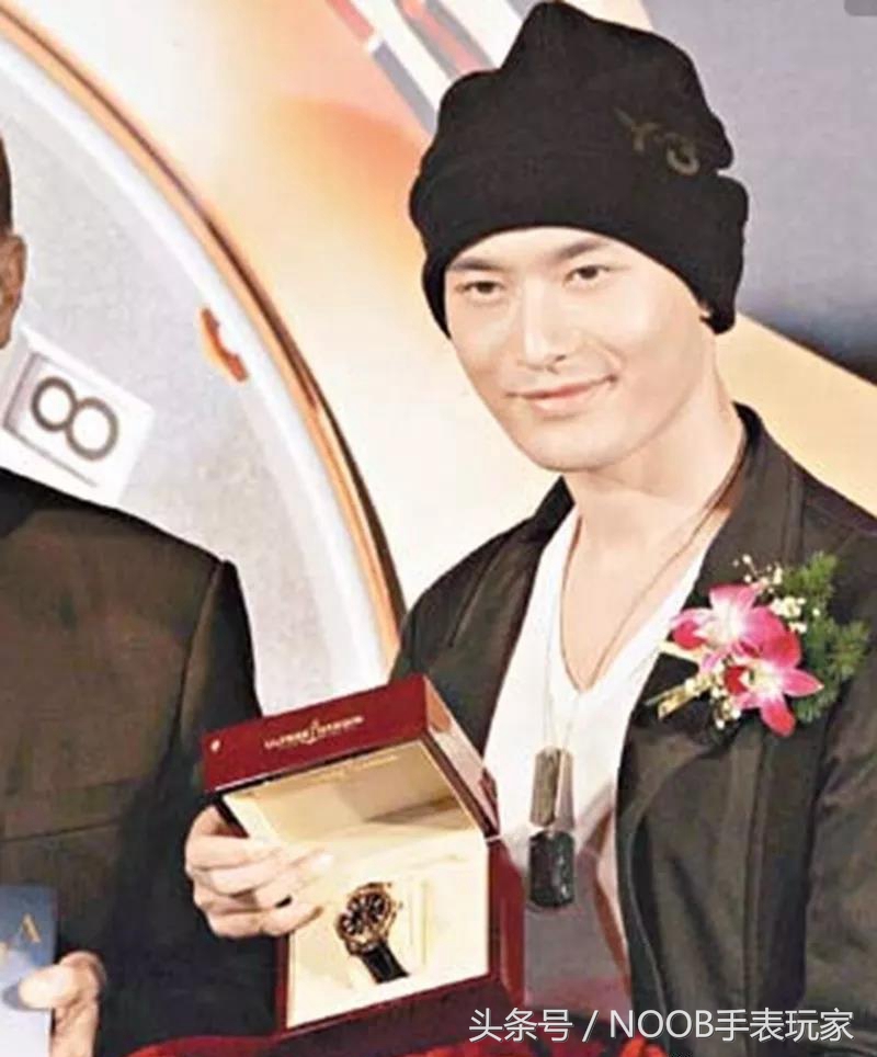 雅典独特表款系列,雅典表老款价格