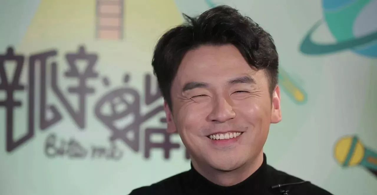 雷佳音最好看的皮囊千篇一律,雷佳音年轻时的颜值巅峰