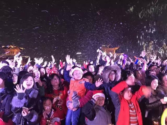 晒南昌雪景照得免费同道大叔玩偶啦！