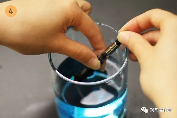 钢笔的换墨和清洗,钢笔清洗