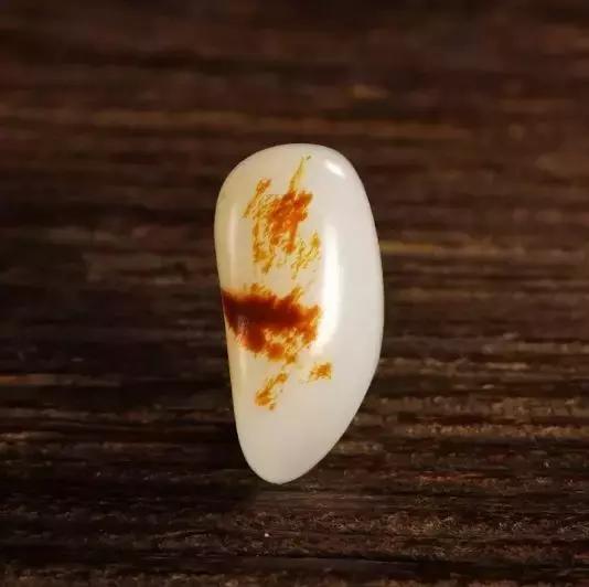 和田玉暴涨,和田玉为什么被称为疯狂的石头