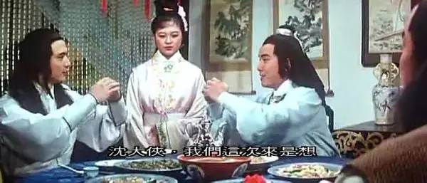 无厘头鼻祖，竟然是某大导演全家齐上阵黑武侠片的这部喜剧