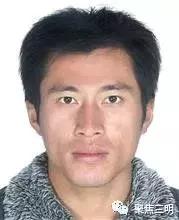 公安悬赏10万元看到此人立即报警,悬赏30万元看到这3个人马上报警