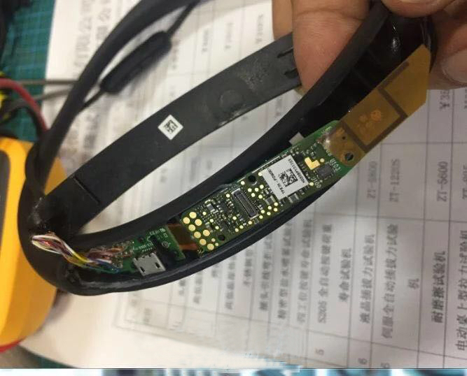 拆解bosesoundtouch20,boseqc30耳机