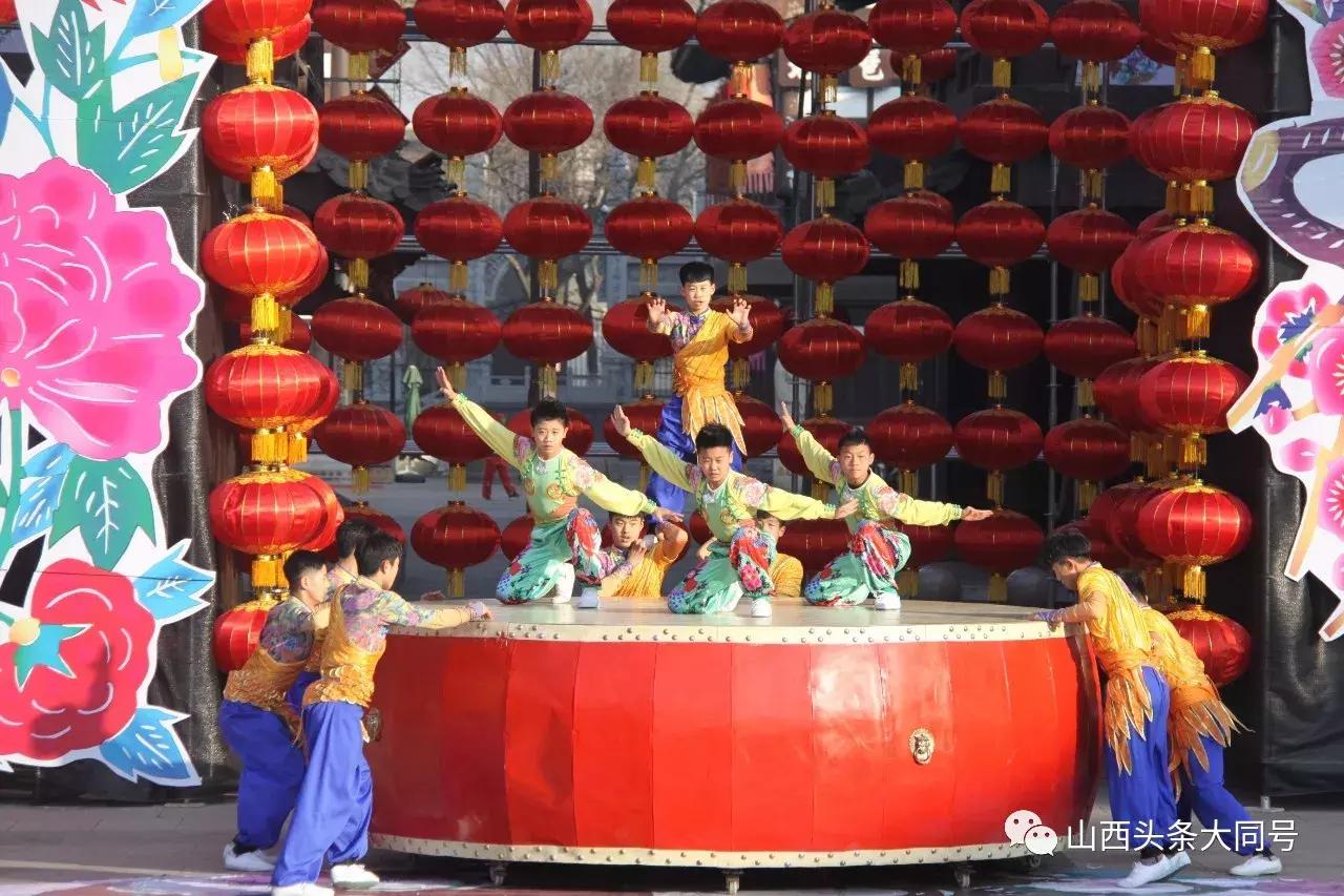 偶遇阎维文朱迅,朱迅东西南北贺新春是春晚吗