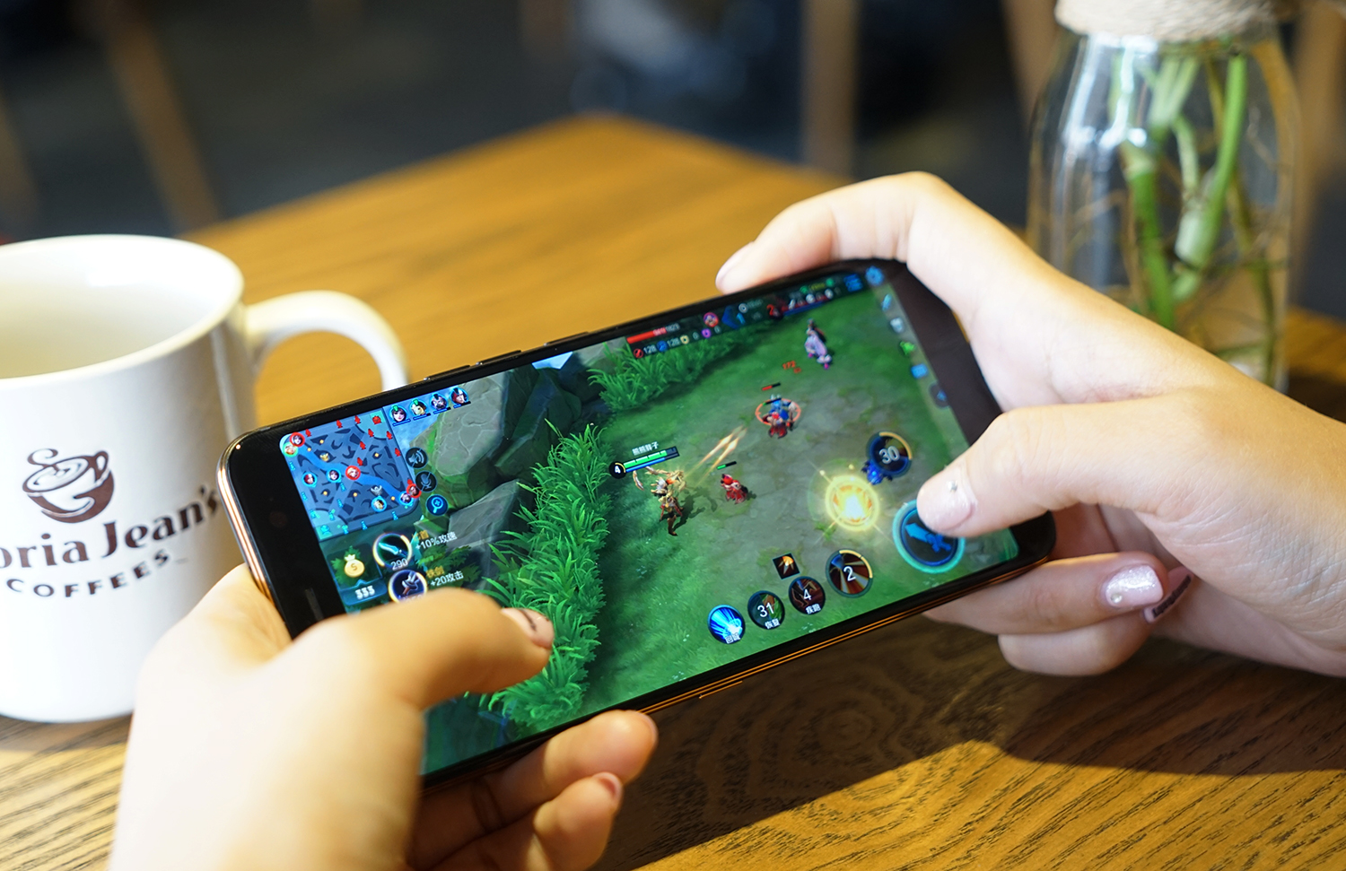 国美手机u7评测视频,国美u7是全贴合屏幕吗