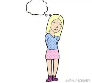 昨天晚上,大家都在广场抬头看一块屏幕!