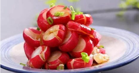 冬吃萝卜夏吃姜如今吃萝卜正当季,冬吃萝卜夏吃姜这样吃萝卜很健康