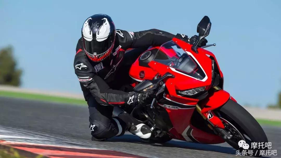 24款cbr1000rrr会引进国内吗,cbr1000rr值得买吗