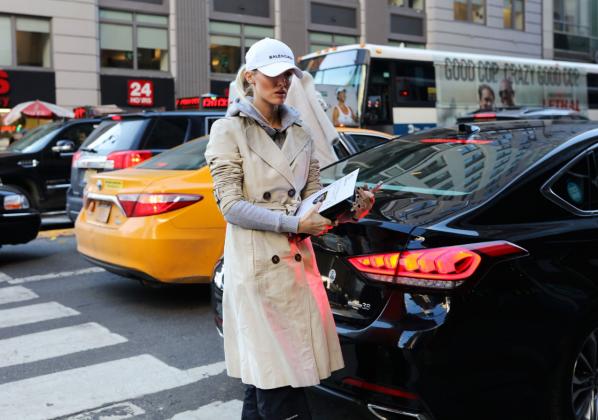 balenciaga巴黎世家t恤麦穗,巴黎世家高阶穿搭