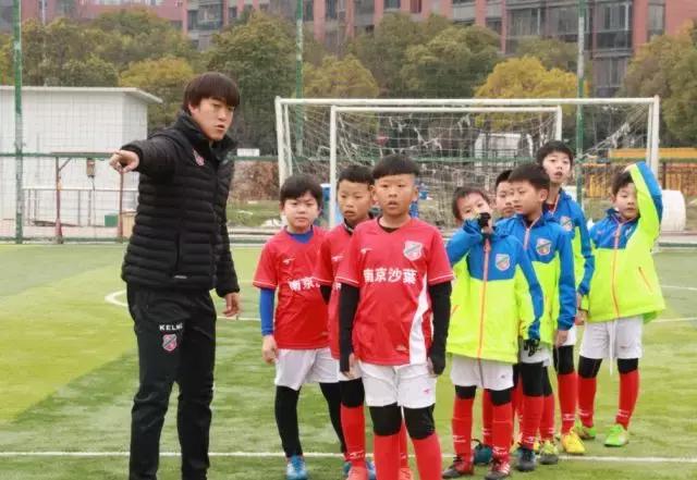 从暖秋到严冬，明基悦宁体育中心青训点秋季班今日正式结业！