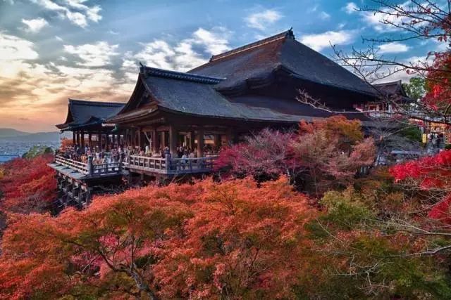 长白山下雪旅游攻略,富士山旅游攻略视频