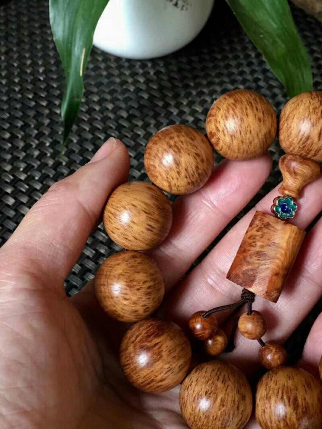 太行崖柏雷击木手串怎么盘玩,崖柏手串怎样快速盘出包浆