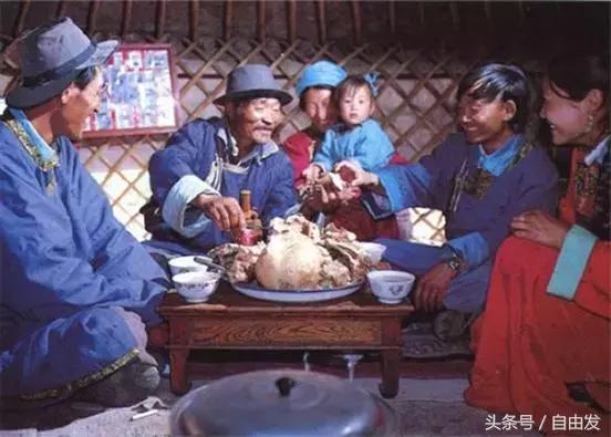 蒙古族的风俗习惯简笔画图片,蒙古族的风俗习惯画