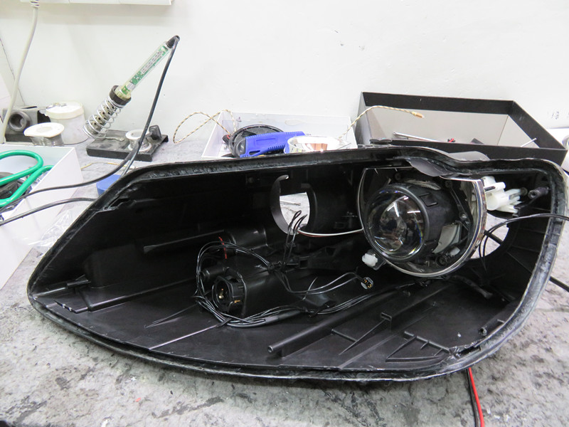 深圳改装欧司朗大灯,深圳速腾大灯改装