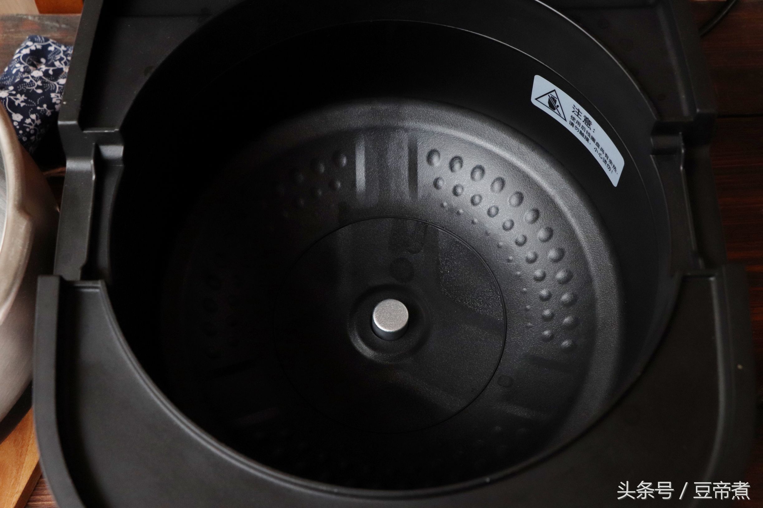 涓嶄竴鏍风殑楂樺帇閿呮渶鏂版,涓嶄竴鏍风殑鐢靛帇鍔涢攨