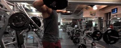 大强度胸肩训练教学上肢增肌必备,健身初学者胸背肩训练计划