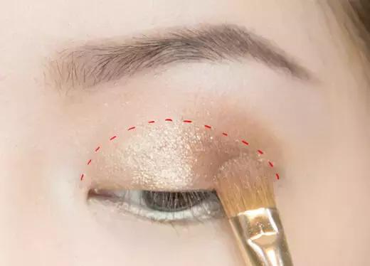 怎么看适合韩妆还是日妆,日妆跟韩妆哪个好用