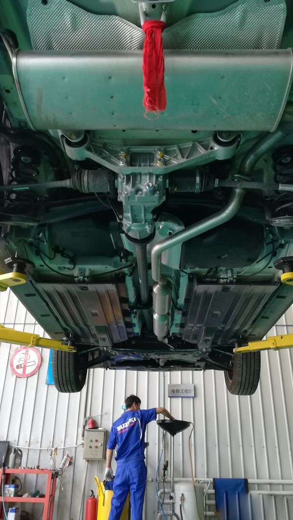 suzuki铃木汽车四驱还是两驱,16年铃木维特拉两驱值不值得入手