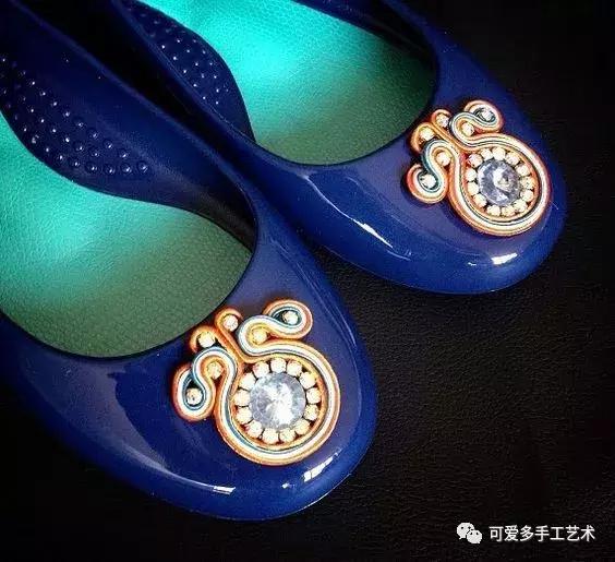 谁说鞋子脏了就要扔,怎样让旧鞋子焕然一新