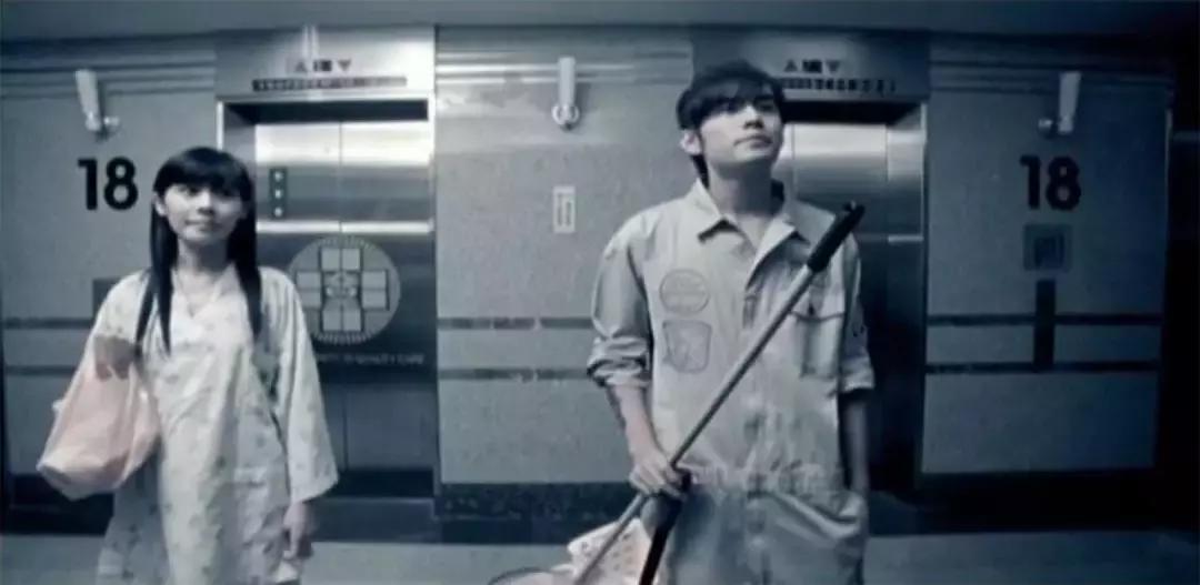 周杰伦带你回到03年的歌,周杰伦的哪一首歌带你回忆青春